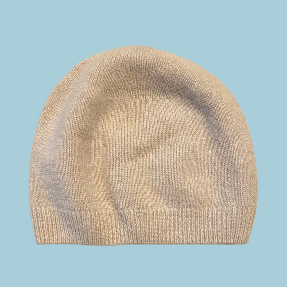 GAP Women's Lambs Wool / Angora Winter Hat